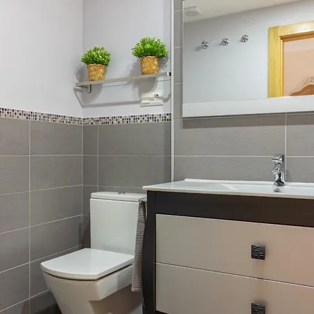 Ah La Casa Del Reloj En Vut7178as דירה